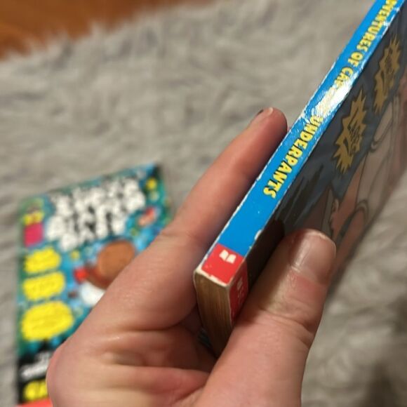 Captain‎ Underpants and Super Diaper Baby Book Set - Picture 8 of 8